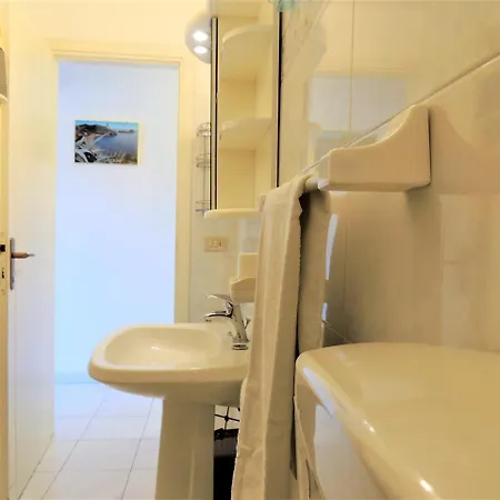 Apartment Portolongone *