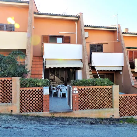 Apartment Portolongone *